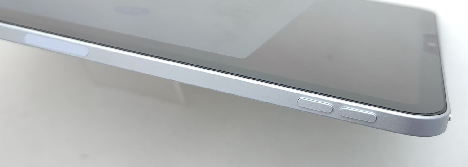 ムスビー｜【極上美品】 iPad Pro 11インチ シルバー 256GB WiFiモデル 