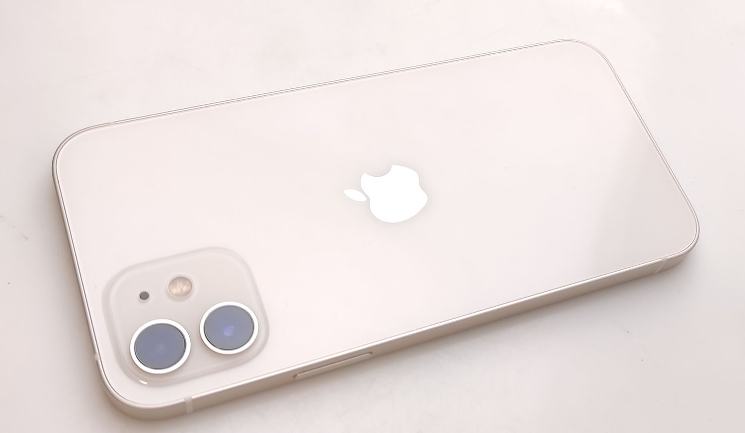 ムスビー｜【極上美品】 iPhone12 64GB ホワイト SIMロック解除済み 95 