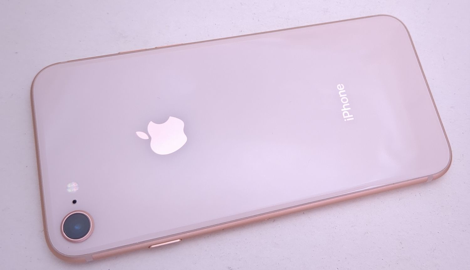 ムスビー｜【美品中古】 iPhone8 64GB ゴールド SIMロック解除済 