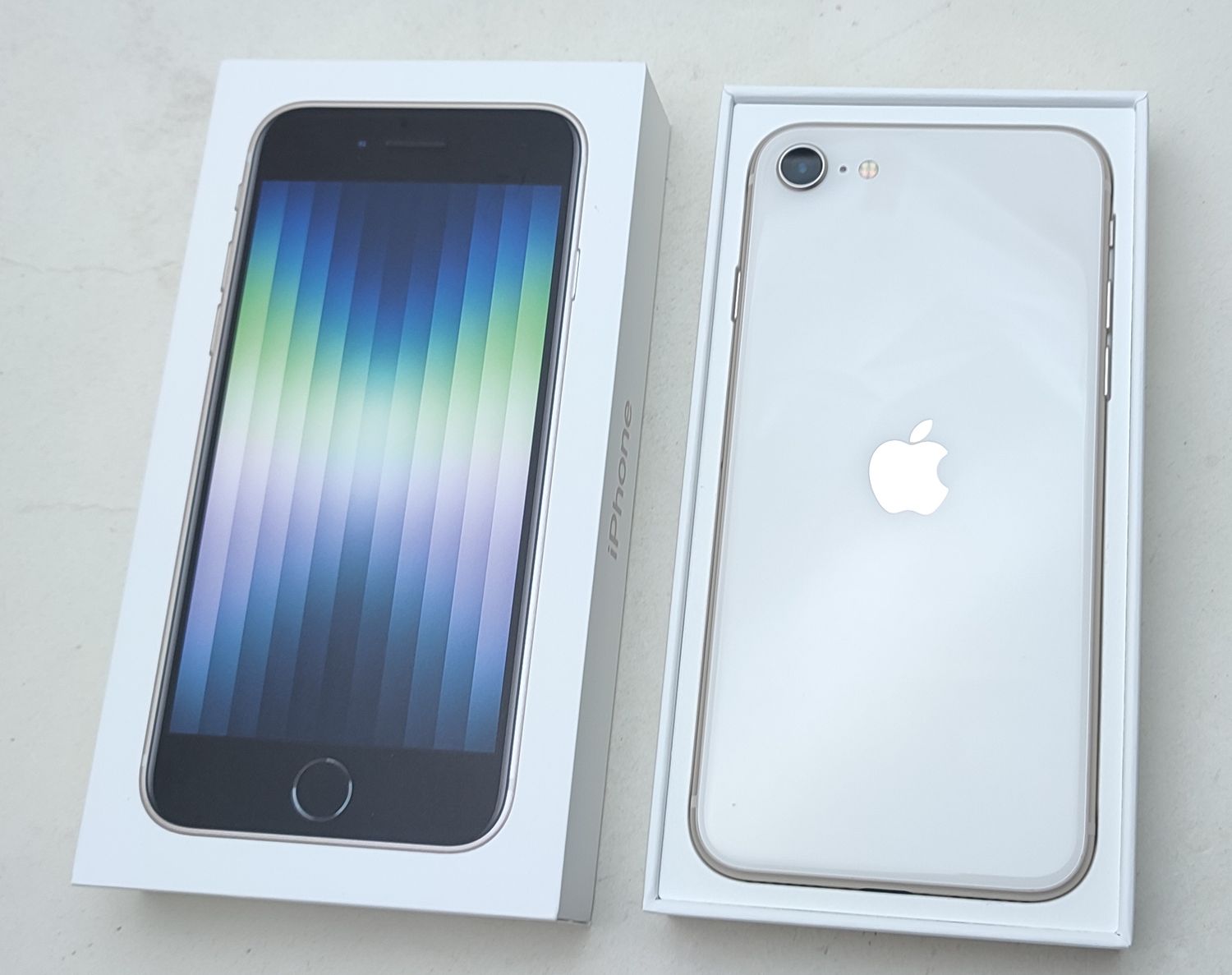 ムスビー｜【新品同様】 iPhone SE3 64GB スターライト SIMロック解除  