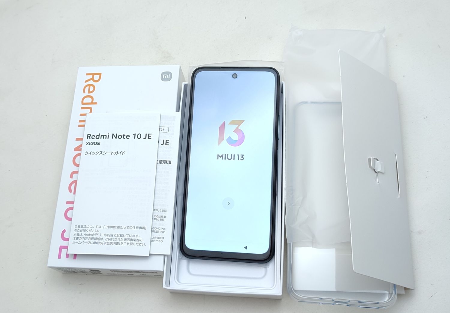 ムスビー｜【新品未使用】 XIG02 Redmi Note 10 JE グレー SIMロック 