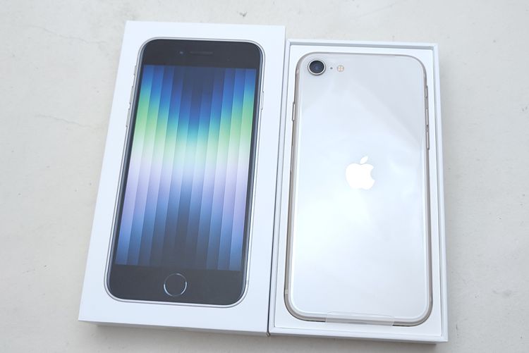 ムスビー｜【新品未使用】 iPhone SE3 64GB スターライト SIMロック 
