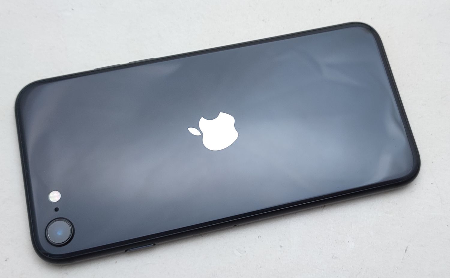 ムスビー｜【中古品】 iPhone SE2 64GB ブラック SIMロック解除済  