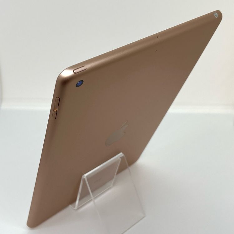 ʡiPad 7 Wi-Fiǥ 32GB Хåƥ꡼93% [B61]