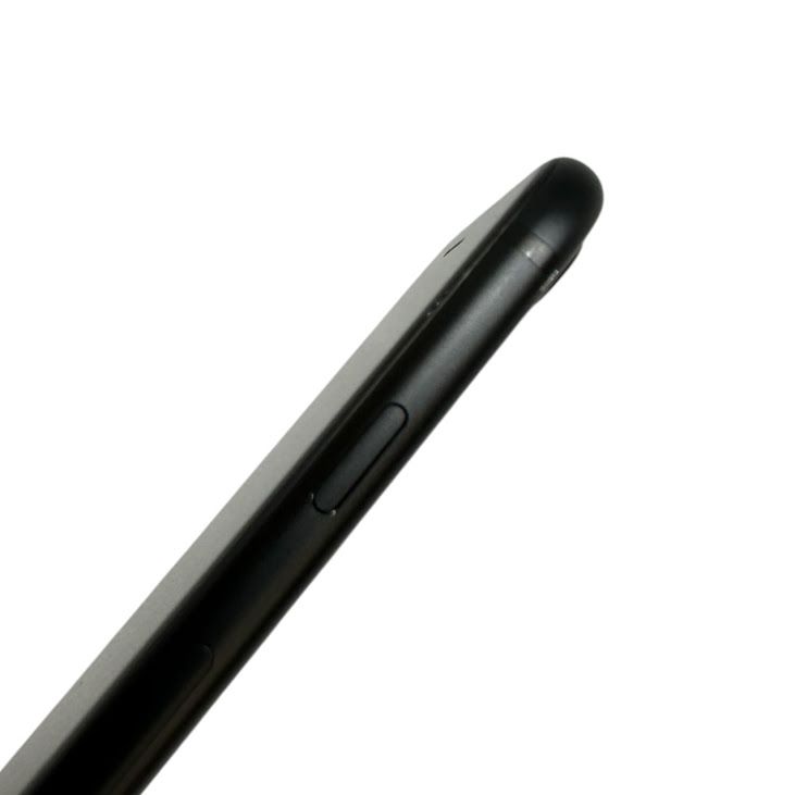 �ڥХåƥ꡼92%��iPhone��SE����2�����64GB���֥�å���SIM�ե꡼��au��