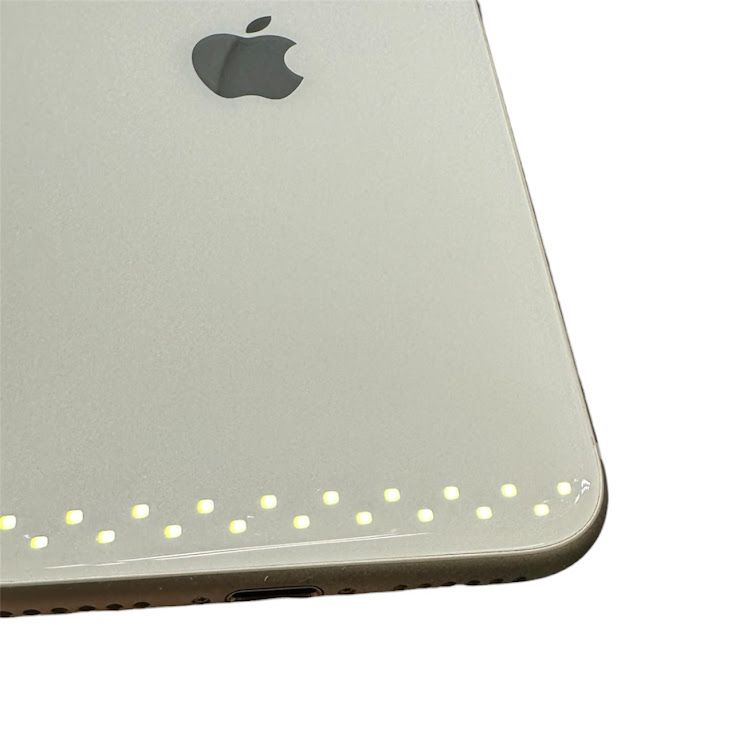 �ڥХåƥ꡼83%��iPhone��SE����3�����128GB���������饤�ȡ�SIM�ե꡼��au��