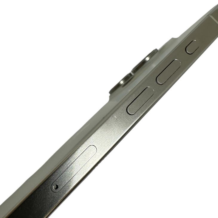 �ڥХåƥ꡼84%��iPhone��15Pro��256GB���ۥ磻�ȥ����˥��ࡡSIM�ե꡼