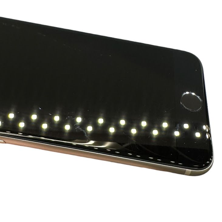 �ڥХåƥ꡼99%��iPhone��SE����2�����64GB���ۥ磻�ȡ�SIM�ե꡼���ɥ�����