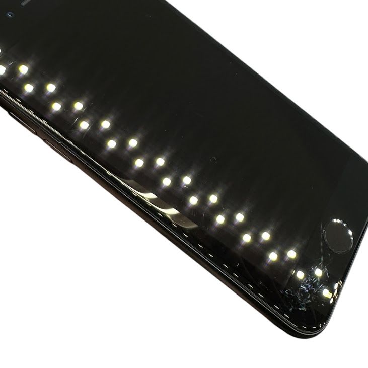 �ڥХåƥ꡼96%��iPhone��SE����2�����64GB���֥�å���SIM�ե꡼���ɥ�����