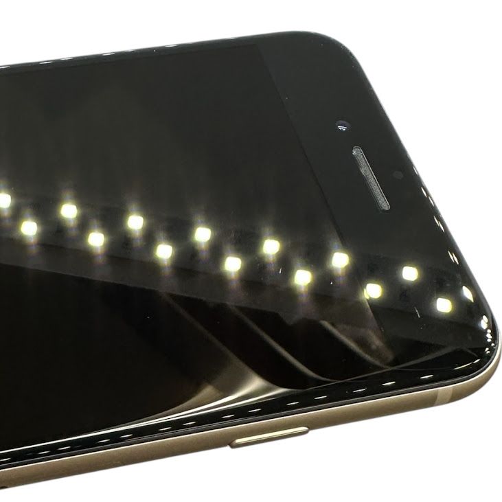 �ڥХåƥ꡼100%��iPhone��SE����3�����64GB���������饤�ȡ�SIM�ե꡼���ɥ�����