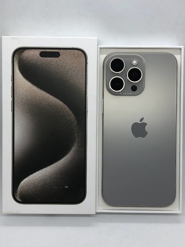 美品】iPhone 15 Pro 256GB ナチュラルチタニウム SIMフリー（超美品  