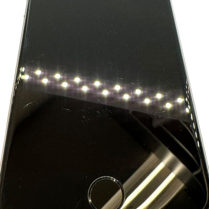 �ڥХåƥ꡼93%��iPhone��SE����2�����64GB���ۥ磻�ȡ�SIM�ե꡼���ɥ�����