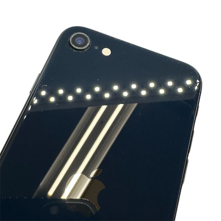 iPhone��SE����3�����64GB���ߥåɥʥ��ȡ�SIM�ե꡼���ɥ�����