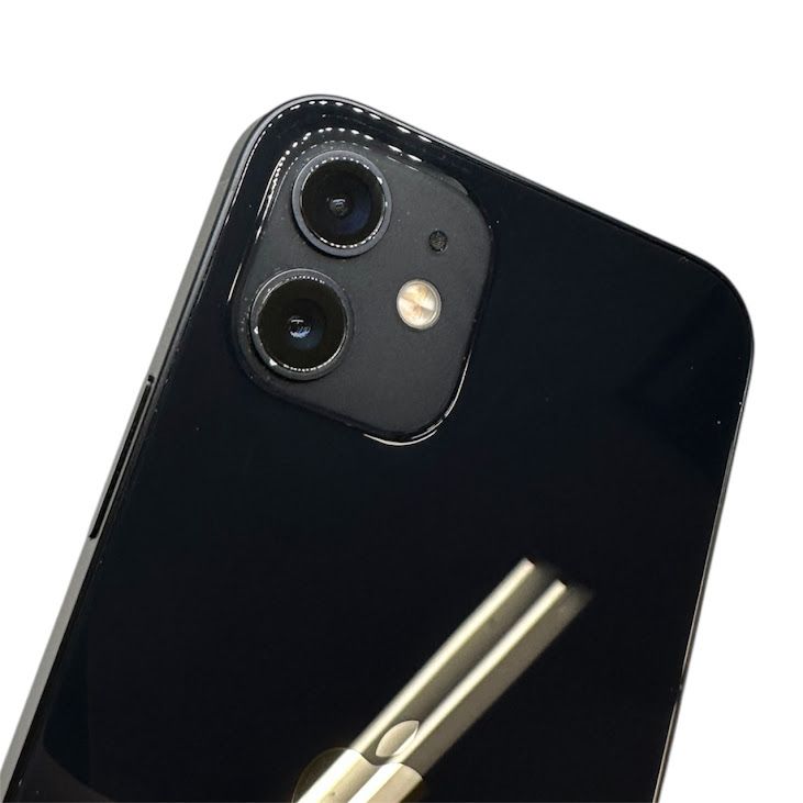 �ڥХåƥ꡼79%��iPhone��12��64GB���֥�å���SIM�ե꡼��Y��Х�����