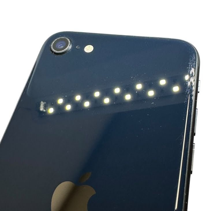 �ڥХåƥ꡼97%��iPhone��SE����3�����64GB���ߥåɥʥ��ȡ�SIM�ե꡼��au��