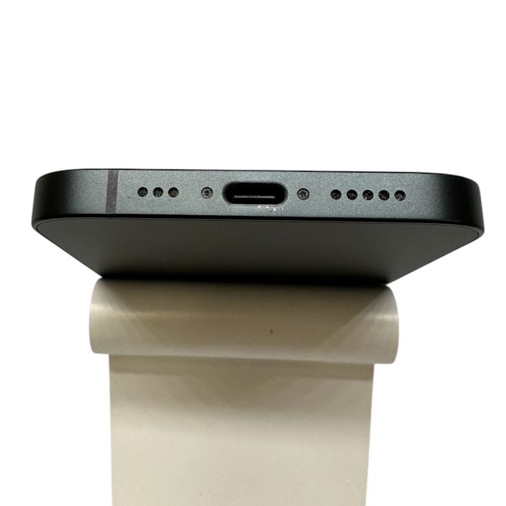 �ڥХåƥ꡼100%��iPhone��16e��128GB���֥�å���SIM�ե꡼��au��