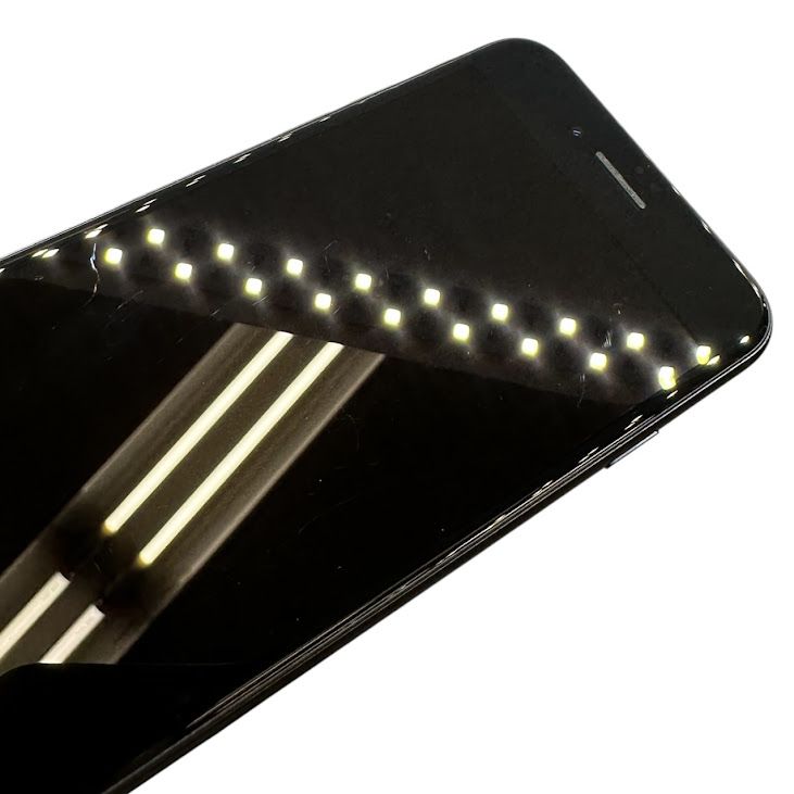 iPhone��SE����3�����64GB���ߥåɥʥ��ȡ�SIM�ե꡼�����եȥХ���