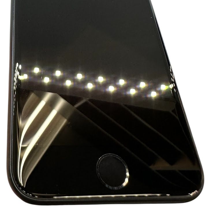 �ڥХåƥ꡼100%��iPhone��SE����3�����64GB���ߥåɥʥ��ȡ�SIM�ե꡼��au��