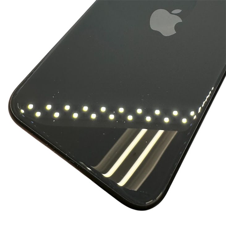 �ڥХåƥ꡼81%��iPhone��SE����2�����64GB���֥�å���SIM�ե꡼��au��