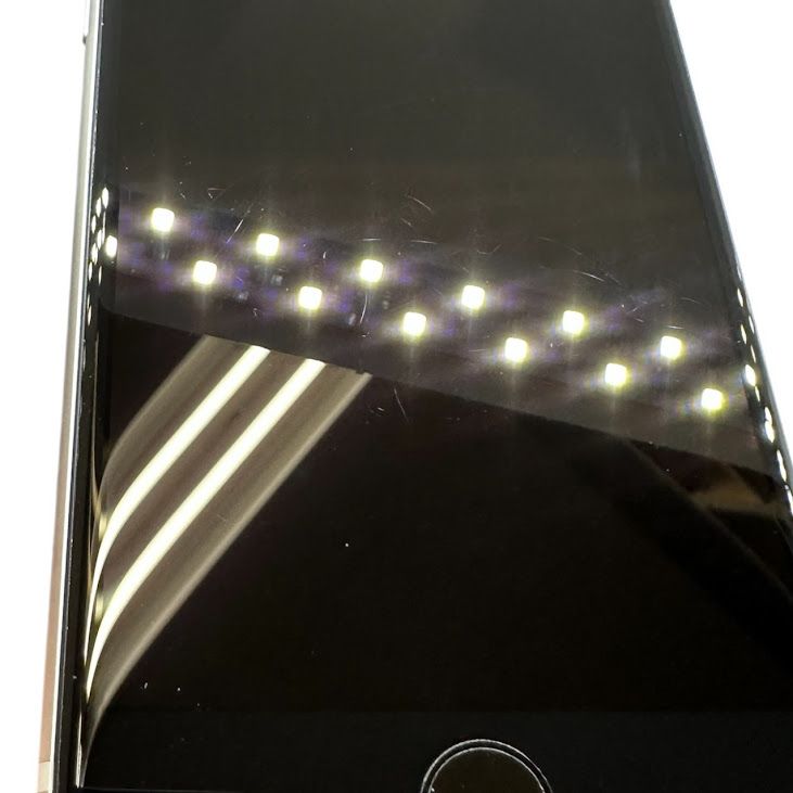 �ڥХåƥ꡼85%��iPhone��SE����2�����64GB���ۥ磻�ȡ�SIM�ե꡼��Y��Х�����