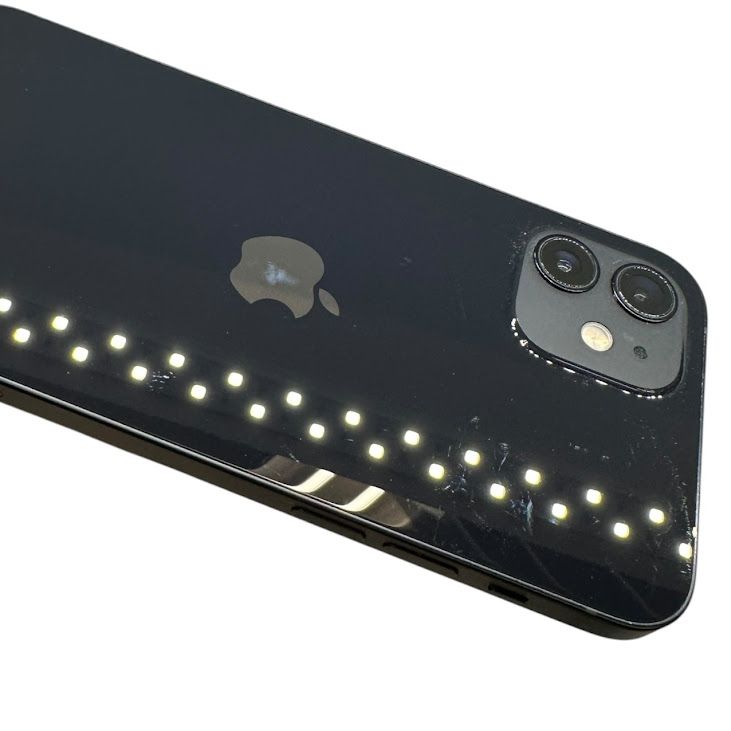 �ڥХåƥ꡼84%��iPhone��12��64GB���֥�å���SIM�ե꡼��au��