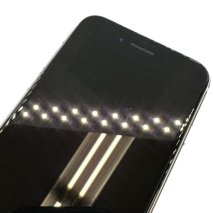 �ڥХåƥ꡼100%��iPhone��SE����3�����64GB���������饤�ȡ�SIM�ե꡼���ɥ�����