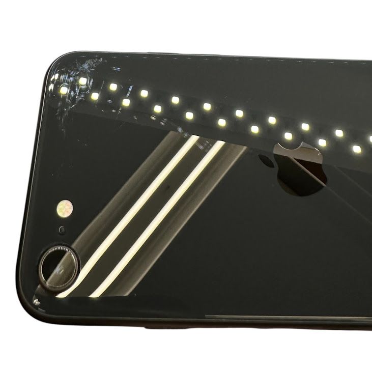 �ڥХåƥ꡼97%��iPhone��SE����2�����64GB���֥�å���SIM�ե꡼���ɥ�����