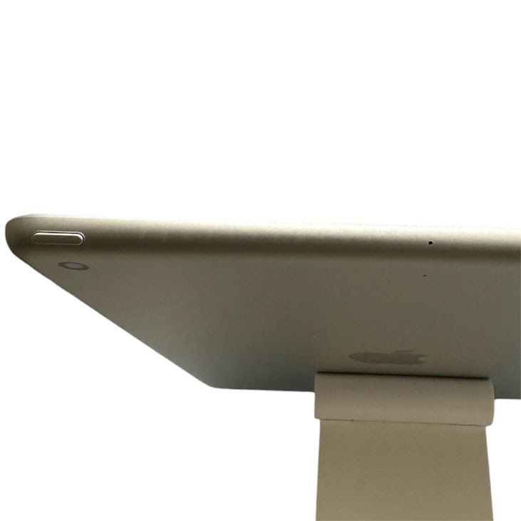 �ڥХåƥ꡼86%��iPad��9��Wi��Fi��64GB������С�