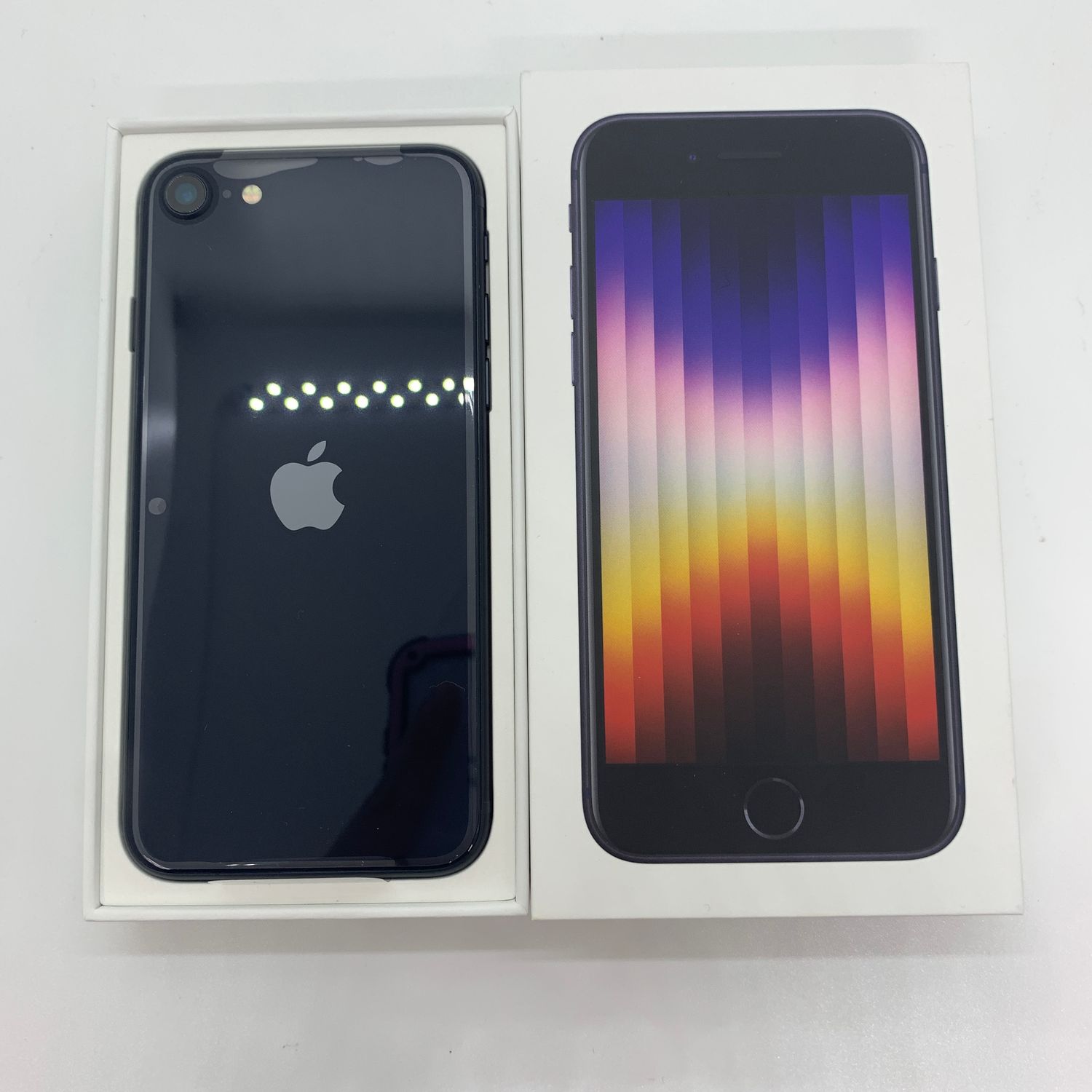 ムスビー｜iPhone SE3 128GB 新品未使用 保証あり【スマホ買取モバルナ 