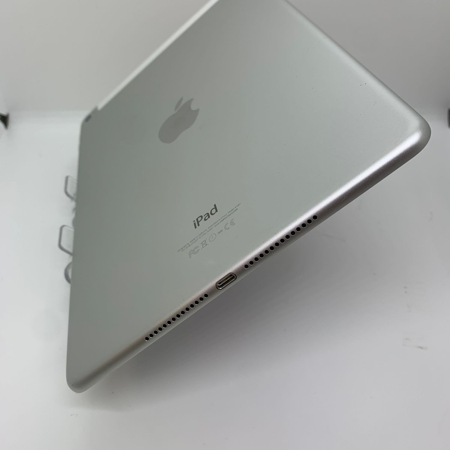 ムスビー｜iPad Air2 16GB Wi-Fi+Cellular 美品【スマホ買取モバルナ 