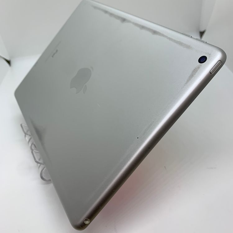 iPad6 32GBWi-Fiǥ롡Хåƥ꡼88ڥޥХʡ