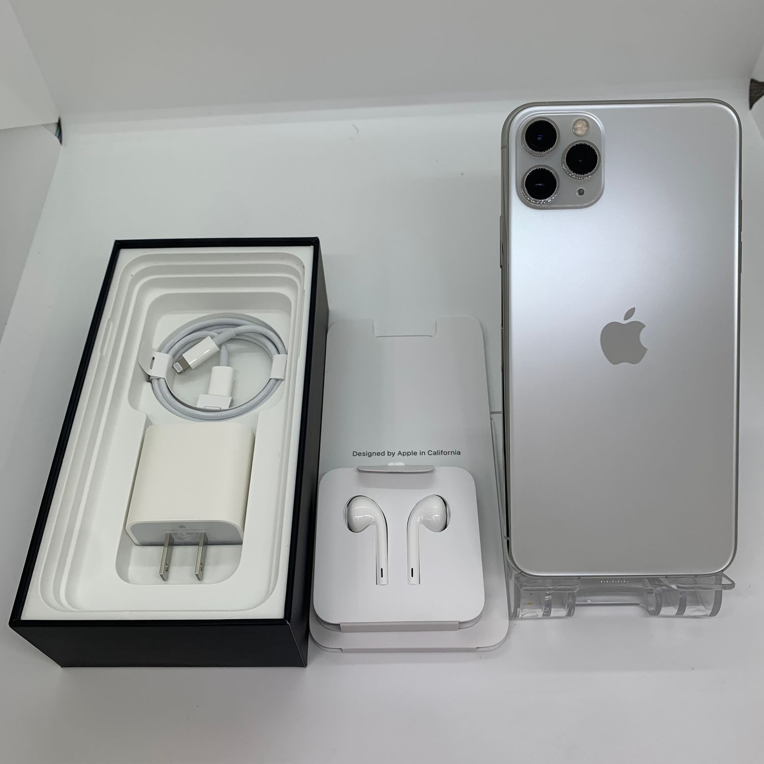 iPhone11ProMax 256GB アップル版 SIMフリー バッテリー99% 