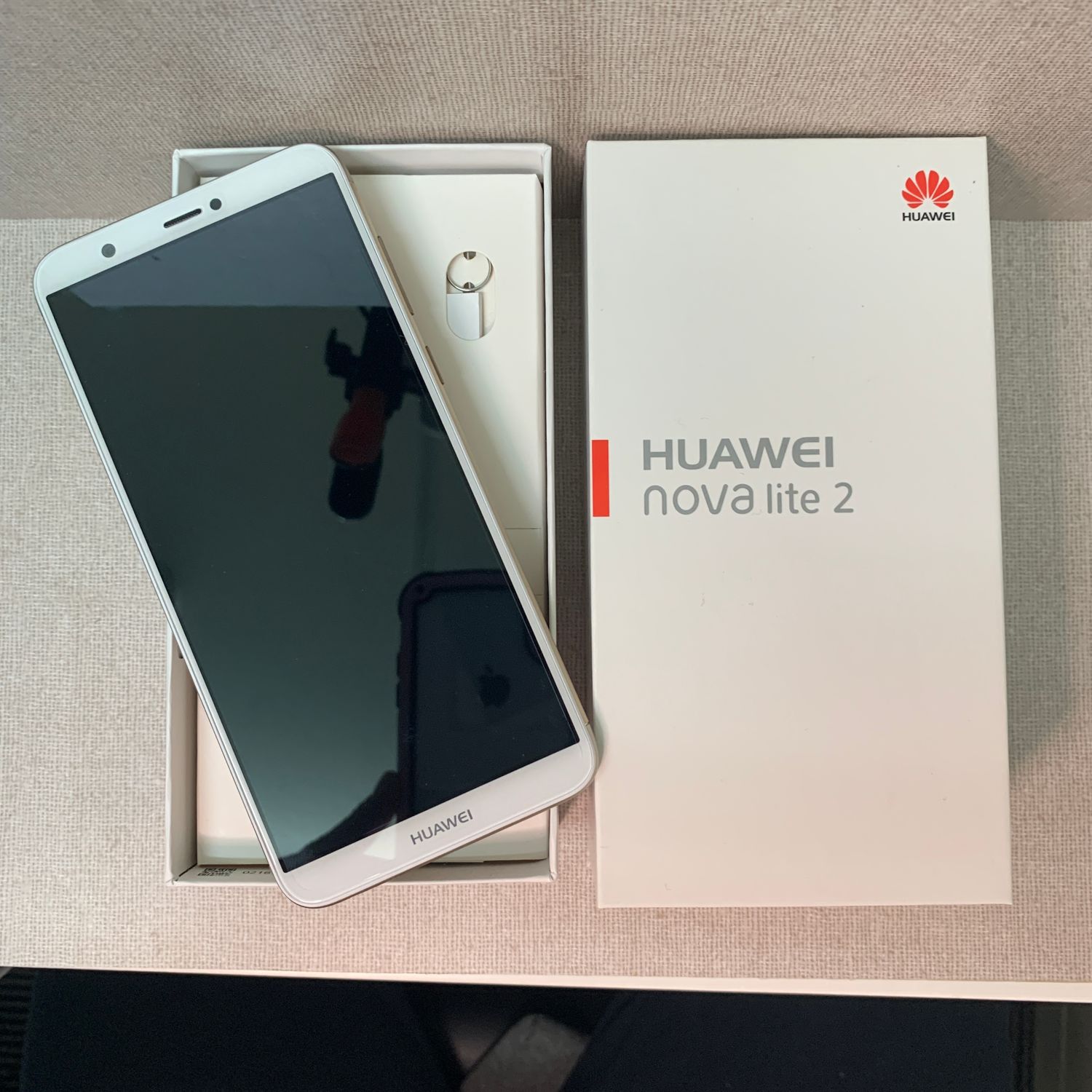 ムスビー｜□未使用品/SIMロック解除済□HUAWEI nova lite2 ゴールド 