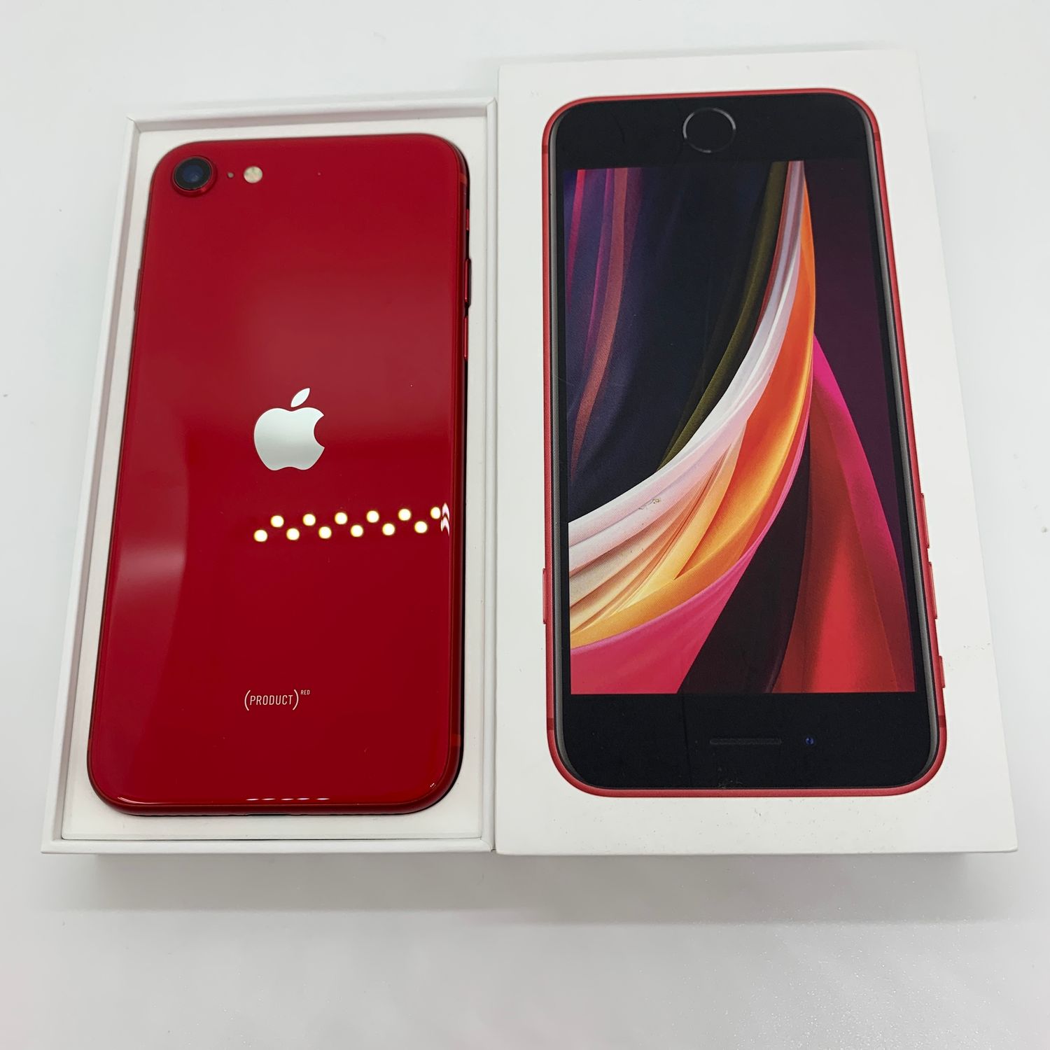 ムスビー｜iPhone SE2 64GB 超美品 バッテリー99％ 付属品完品 