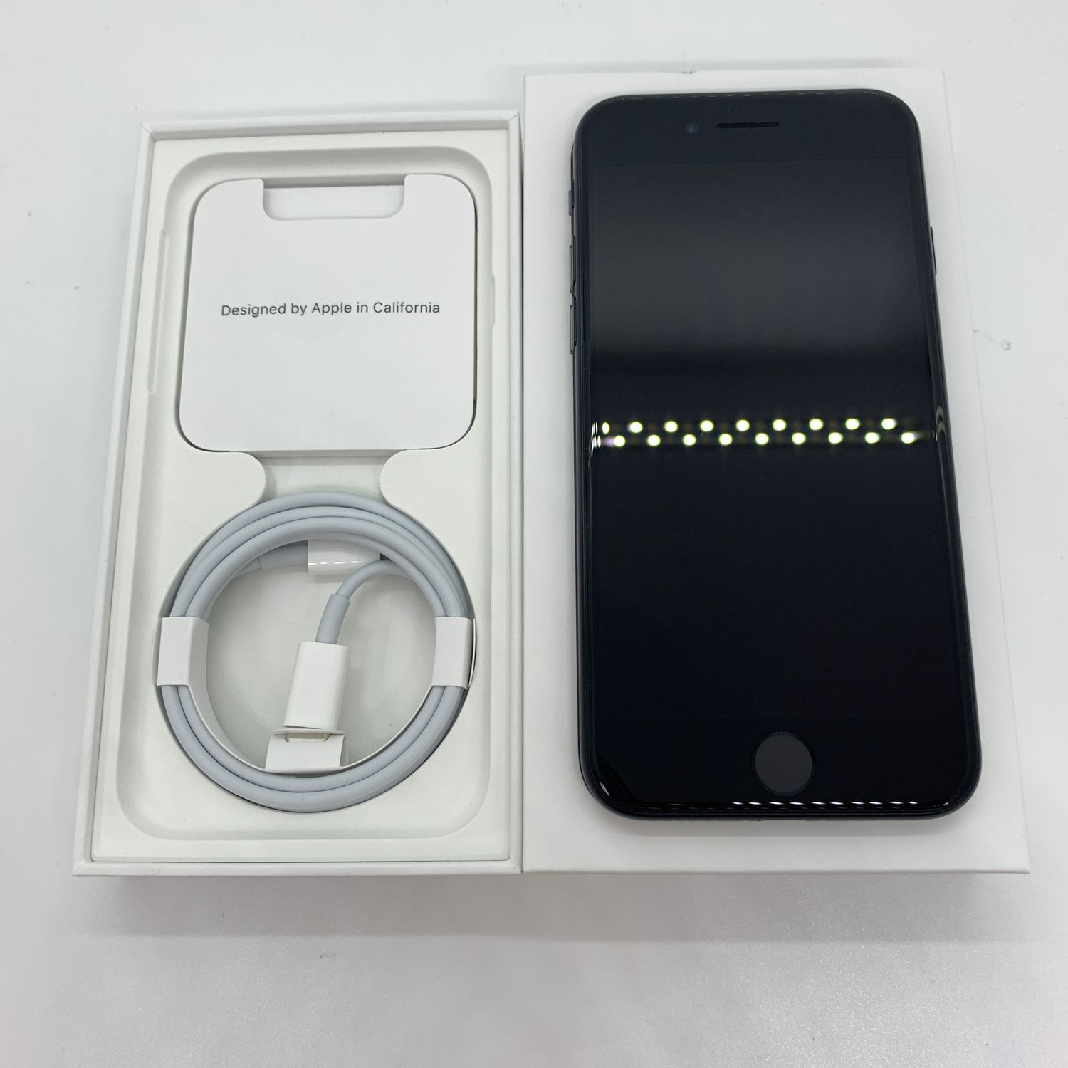 ムスビー｜iPhone SE2 128GB 超美品 バッテリー100％ SIMフリー 