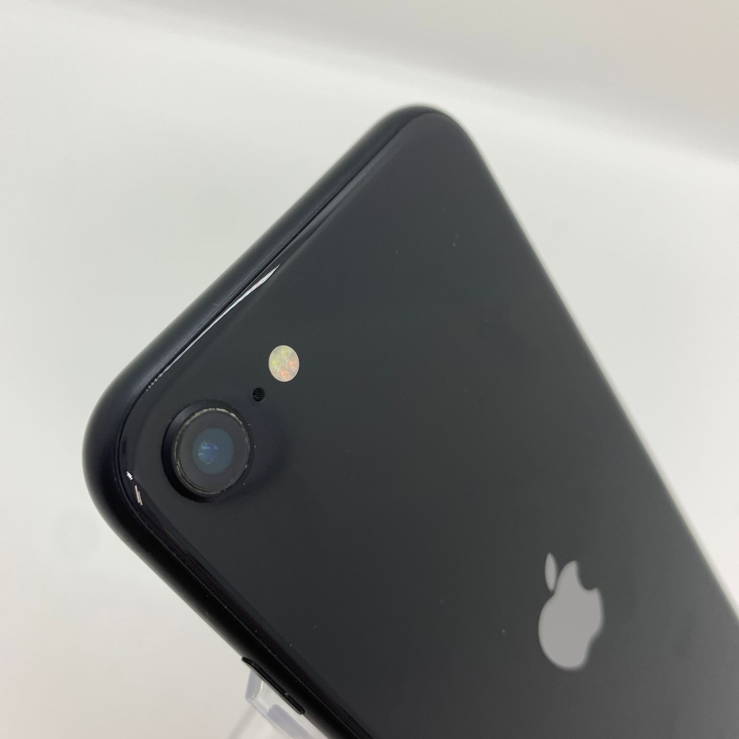 ムスビー｜iPhone SE2 64GB 美品 訳あり特価 SIMフリー 【スマホ買取  