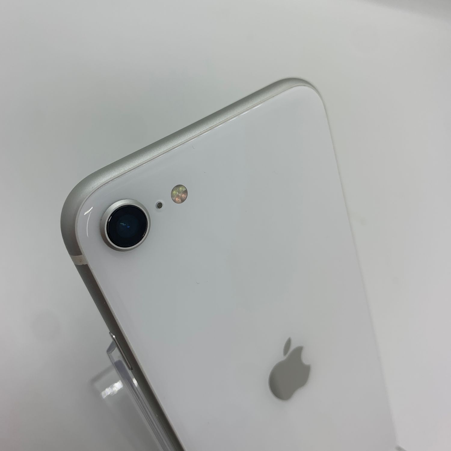 ムスビー｜iPhone SE2 64GB 超美品 付属品完品【スマホ買取モバルナ 