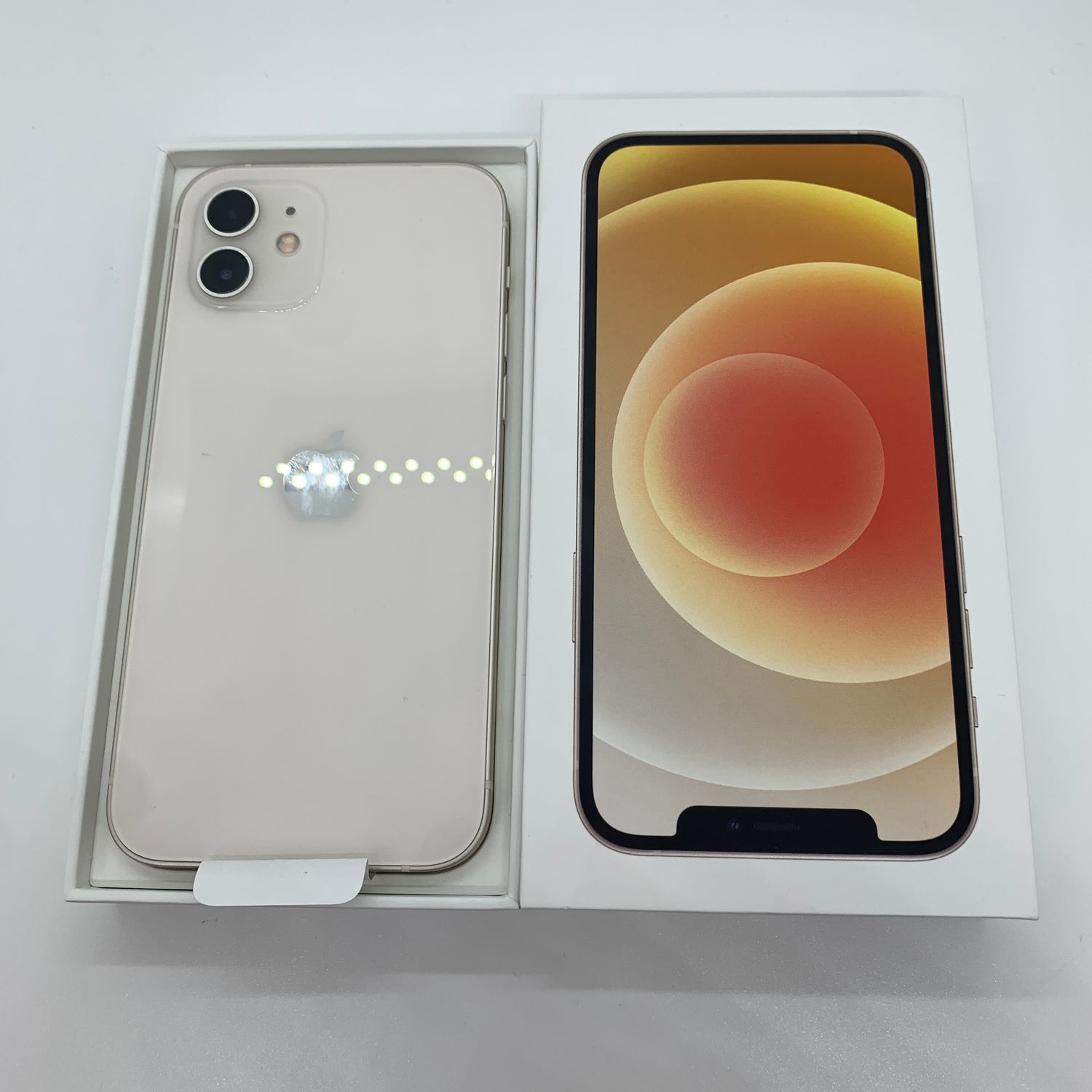 ムスビー｜iPhone 12 64GB 超美品 バッテリー99％【スマホ買取モバルナ 