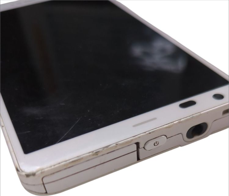 SH-02Eۥ磻ȡAQUOSPhone