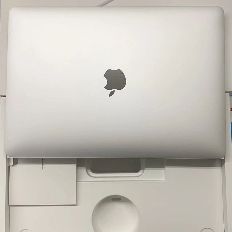 MacBook Pro 13����� Mid2020 Corei5 1.4GHz 16GB/256GB