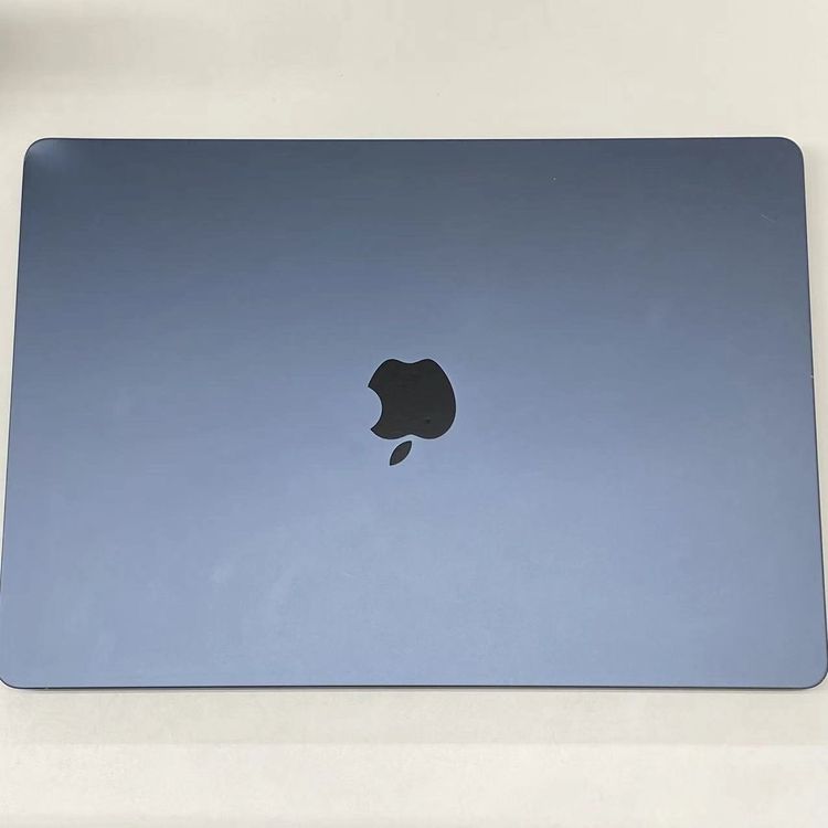 Macbook air 15����� Early2024 Apple M3 8GB 512GB �ߥå�