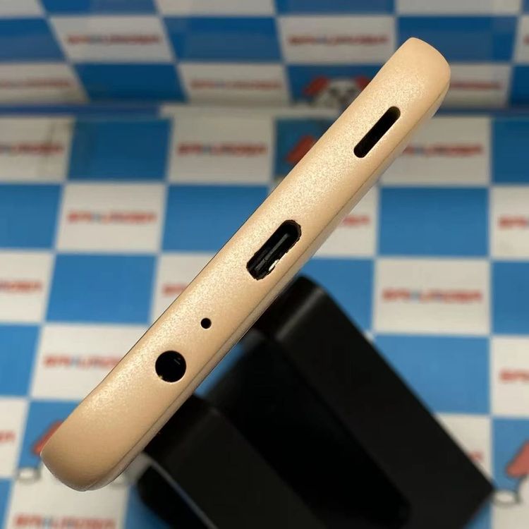 ¨��ȯ����arrows We2 64GB �饤�ȥ���� FCG02 AU��SIM�ե꡼