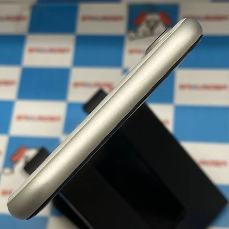 iPhoneSE ��2���� 64GB �ۥ磻�� MHGQ3J/A SoftBank��SIM�ե꡼����