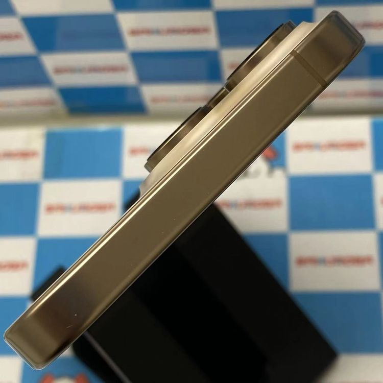 iPhone16 Pro Max 256GB �ǥ����ȥ����˥��� 3N530J/A Apple��SI