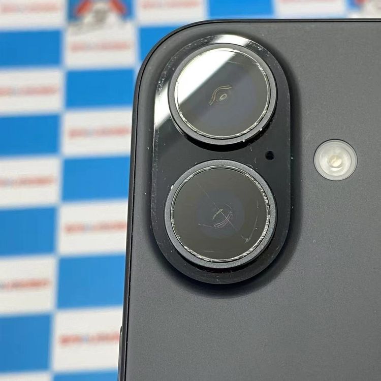 iPhone16 256GB �֥�å� MYDW3J/A docomo��SIM�ե꡼ ��������