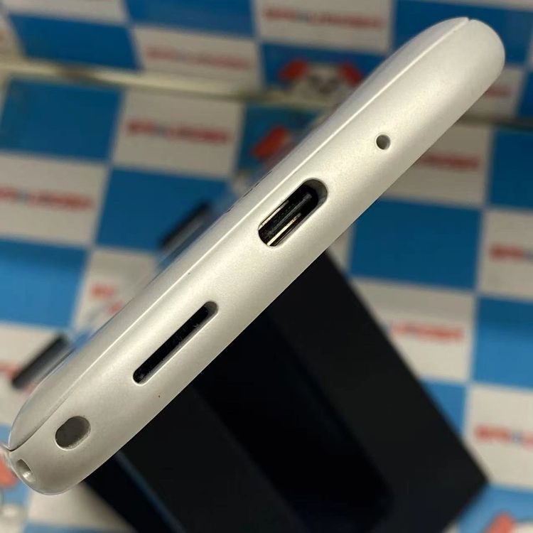 餯餯ޡȥե F-42A 3GB/32GB ۥ磻 SIMå docomo