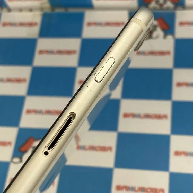 iPhoneSE ��3���� 64GB �������饤�� MMYD3J/A SoftBank��SIM�ե꡼