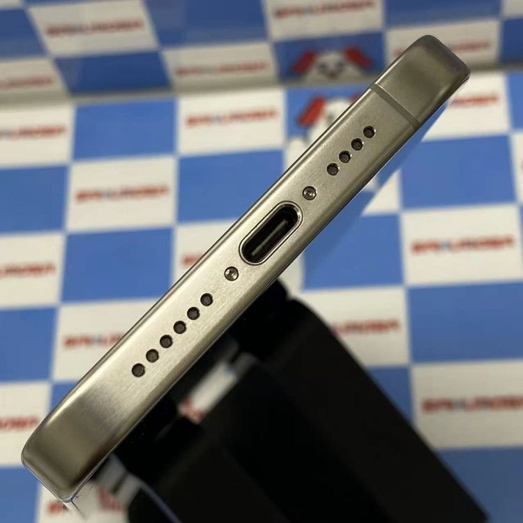 iPhone15 Pro Max 256GB �ʥ���������˥��� MU6R3J/A AU��SIM��