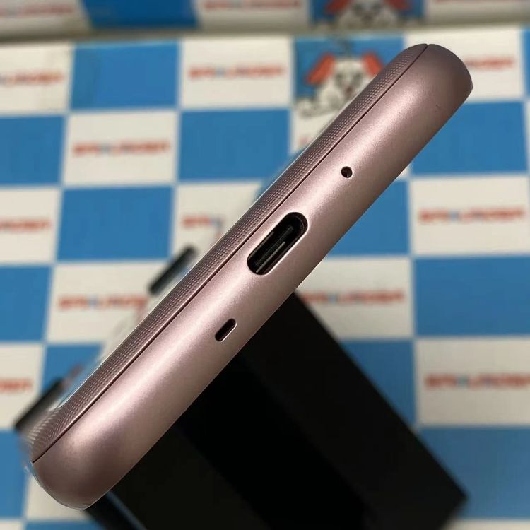 ¨��ȯ���ĥ���ץ륹�ޥ�4 32GB �ԥ� 704SH SoftBank��SIM�ե꡼