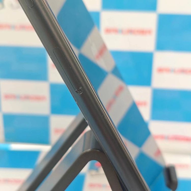 iPhoneSE ��3���� 64GB �ߥåɥʥ��� MMYC3J/A AU��SIM�ե꡼ ��������